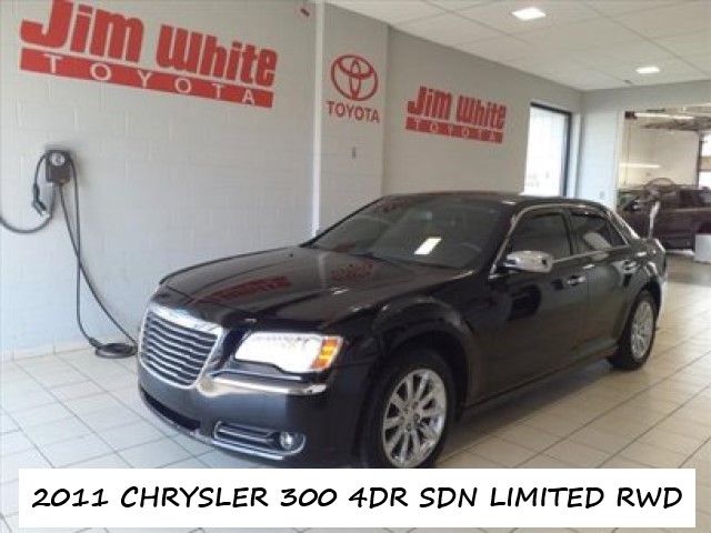 2011 CHRYSLER 300 4DR SDN LIMITED RWD